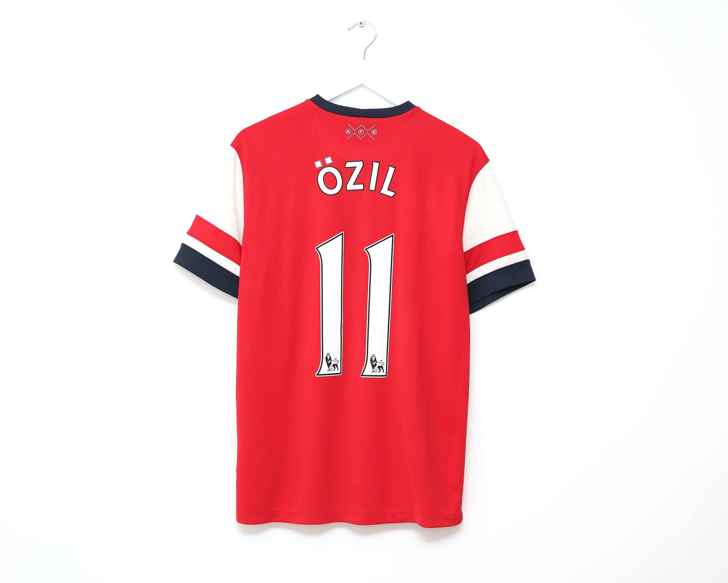 Arsenal 2012–14 Home Kit – Mesut Özil Edition